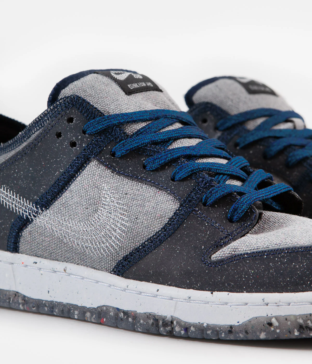 Nike SB Dunk Low Pro E Shoes - Dark Grey / White - Dark Grey - Electric Green - Image 3