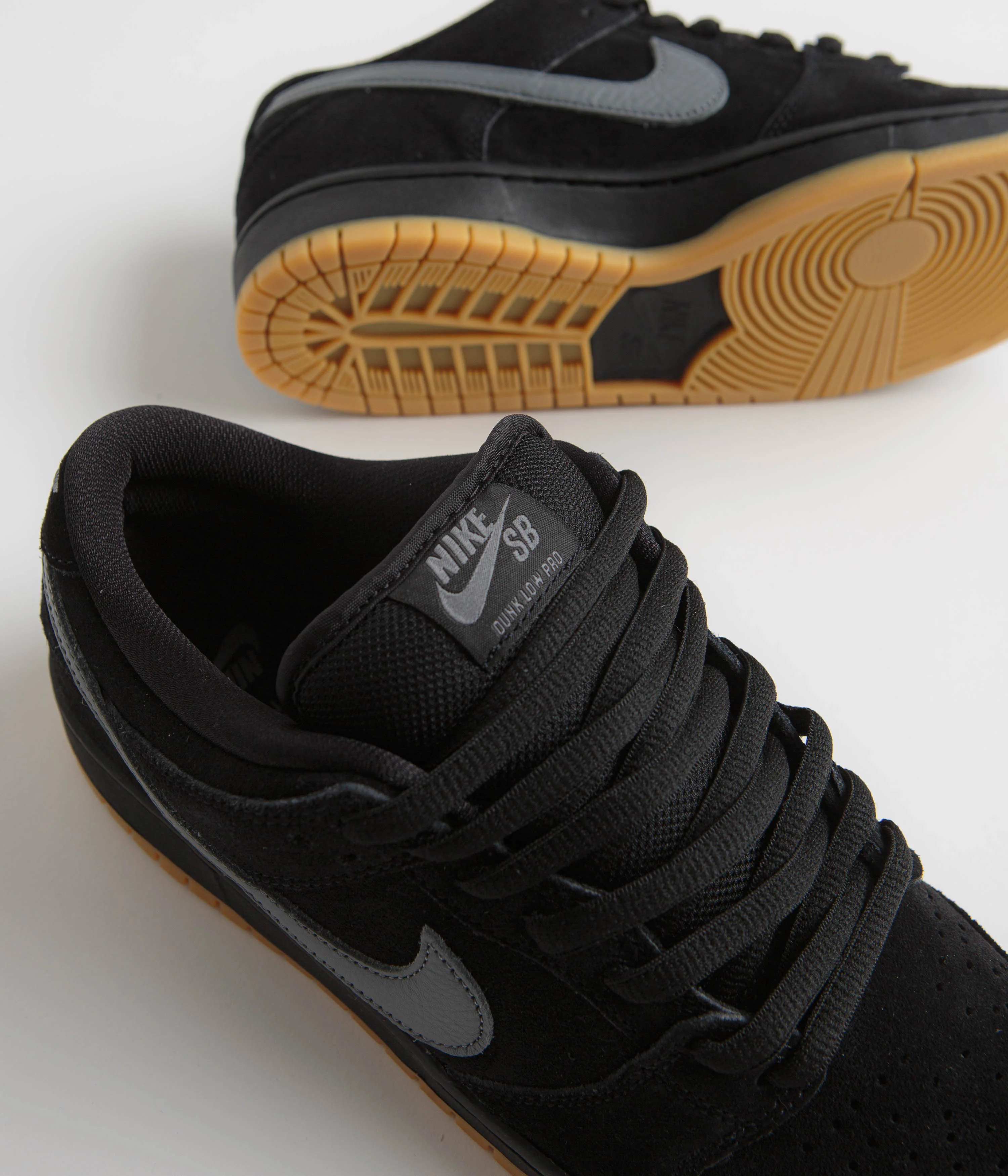 Nike SB Dunk Low Pro ‘Fog’ Shoes - Black / Cool Grey - Black - Black - Image 3