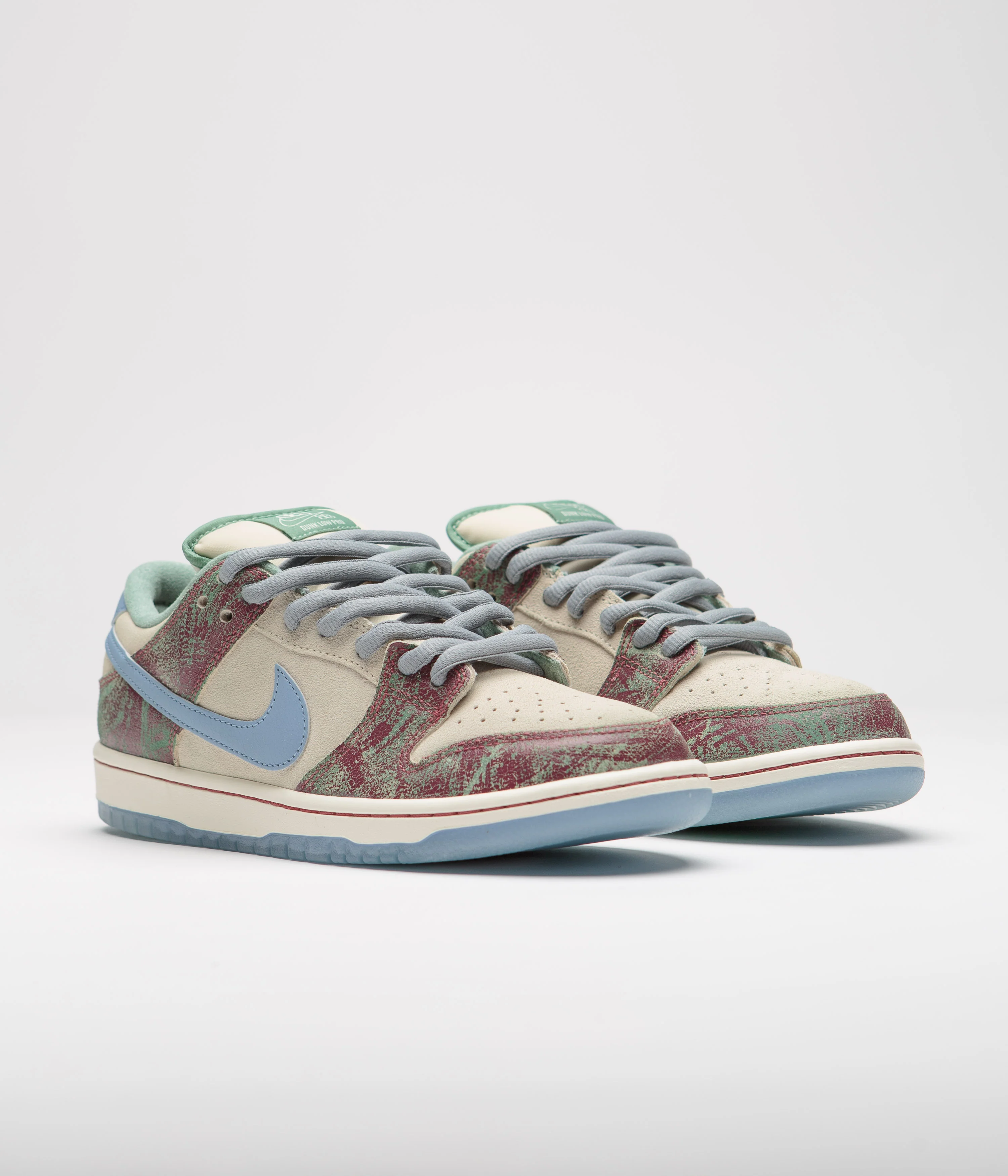 Nike SB x Crenshaw Skate Club Dunk Low Shoes - Sail / Light Blue - Cedar - Image 2