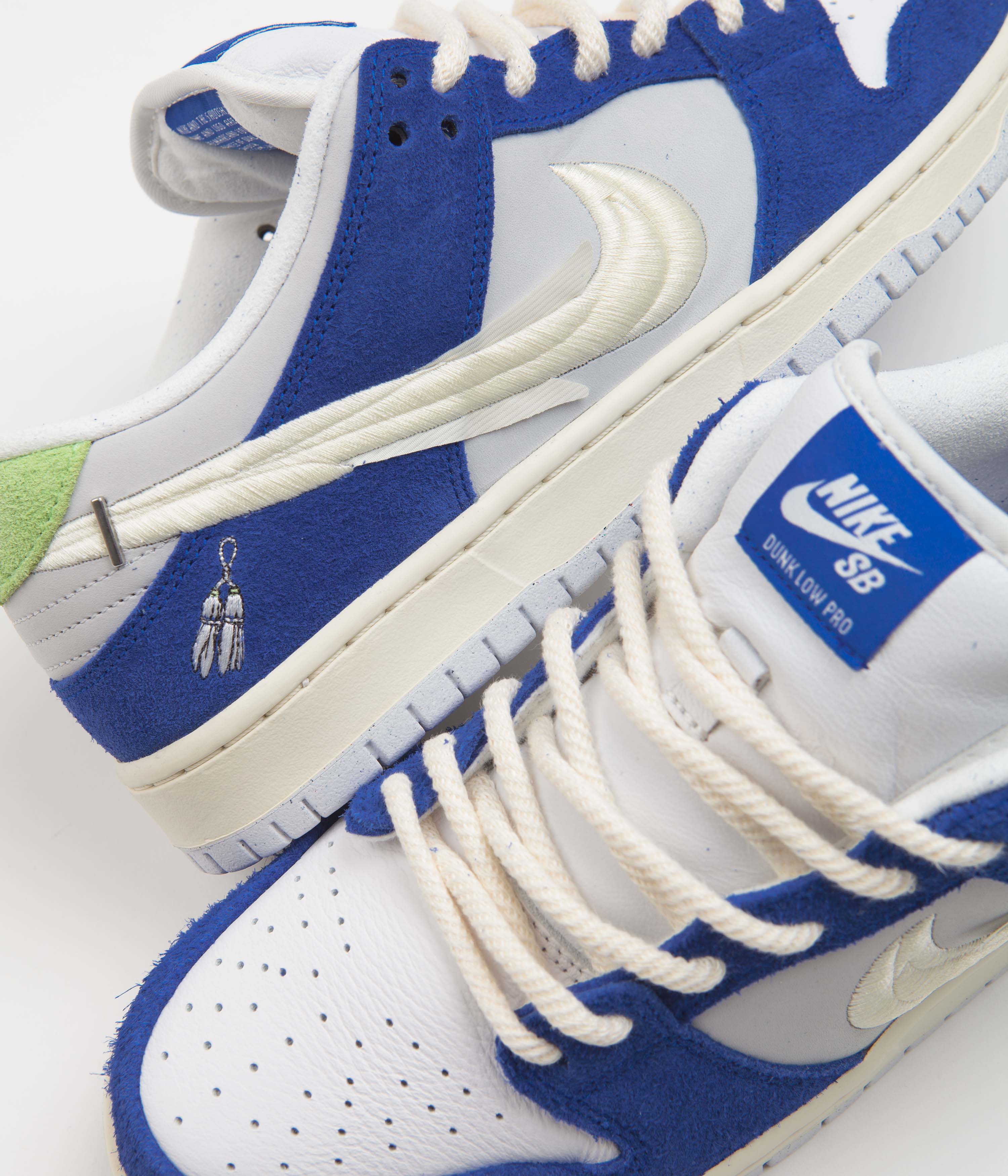 Nike SB x Fly Streetwear Dunk Low Pro Shoes - Game Royal / Sail / Grey Fog - Image 3