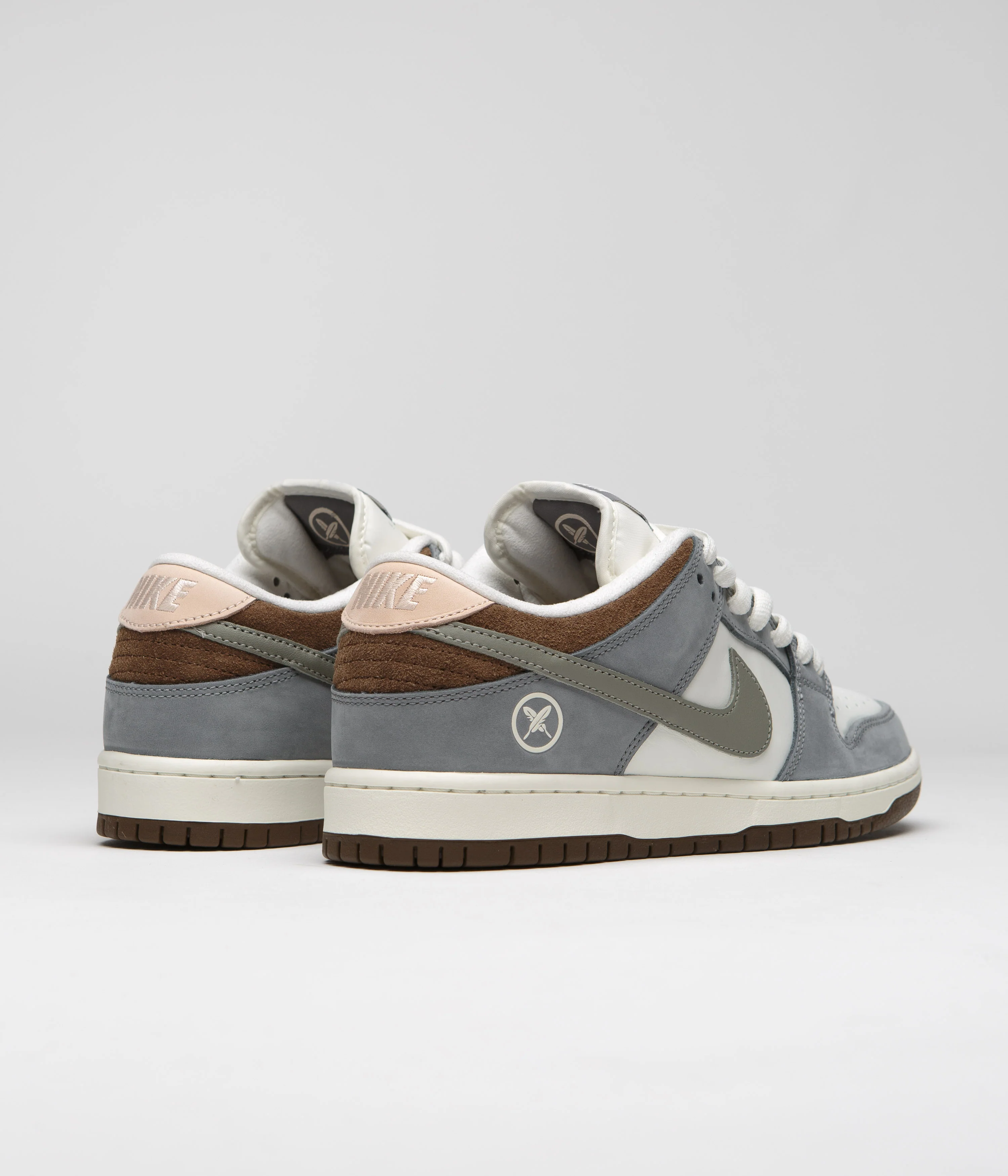 Nike SB x Yuto Horigome Dunk Low Pro Shoes - Wolf Grey / Iron Grey - Sail - Image 4